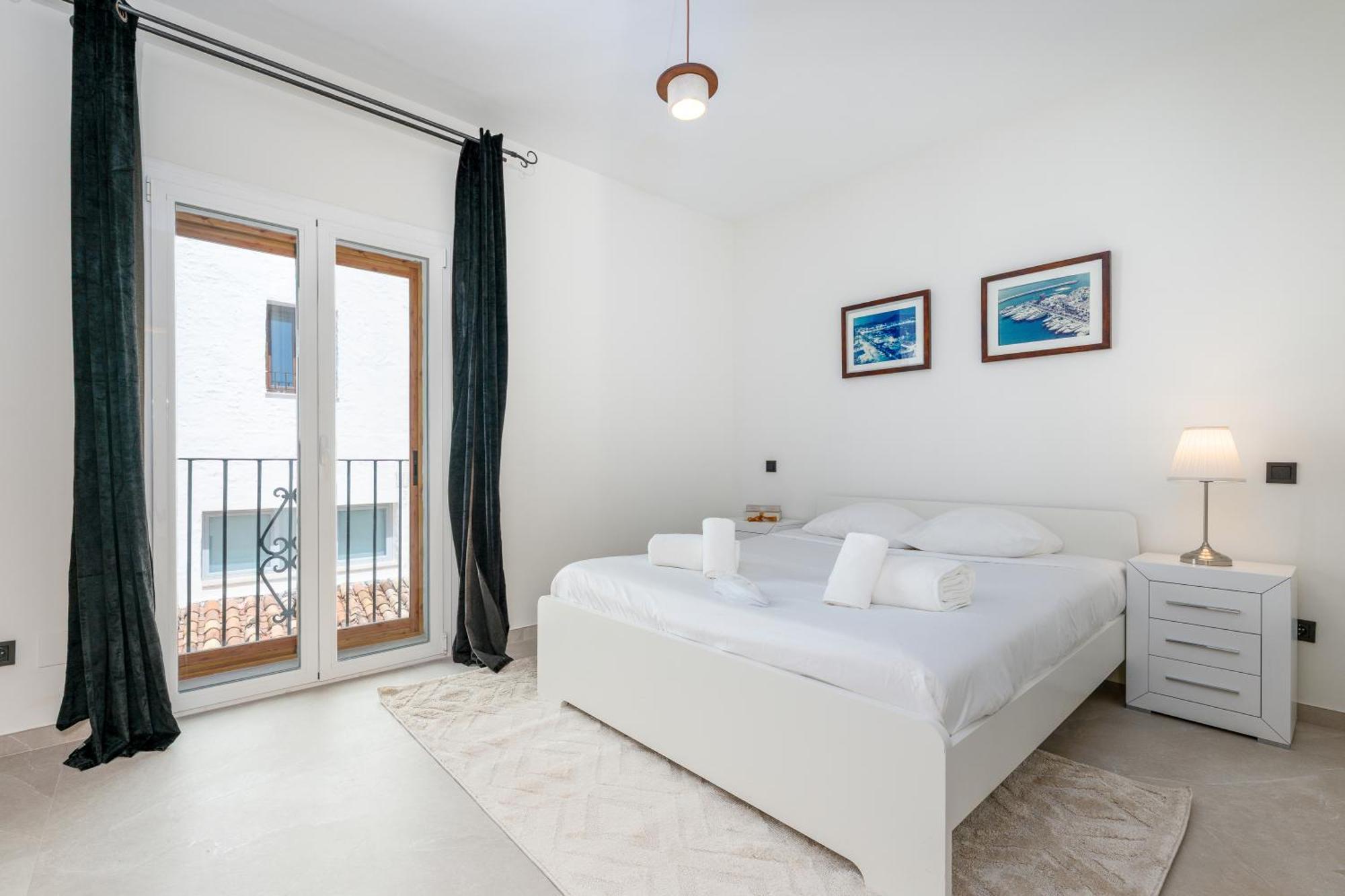 243-Fully Renovated-Puerto Banus Marbella Front Line Penthouseアパートメント エクステリア 写真