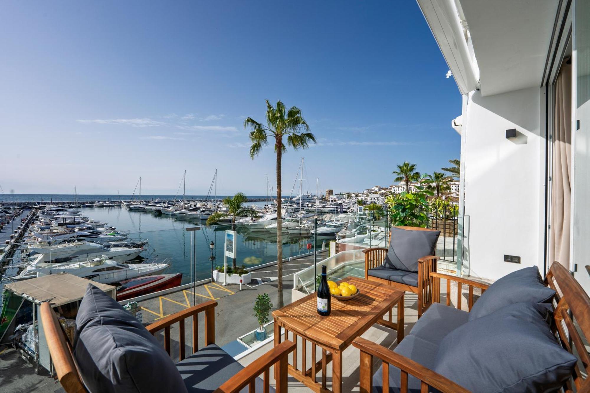 243-Fully Renovated-Puerto Banus Marbella Front Line Penthouseアパートメント エクステリア 写真