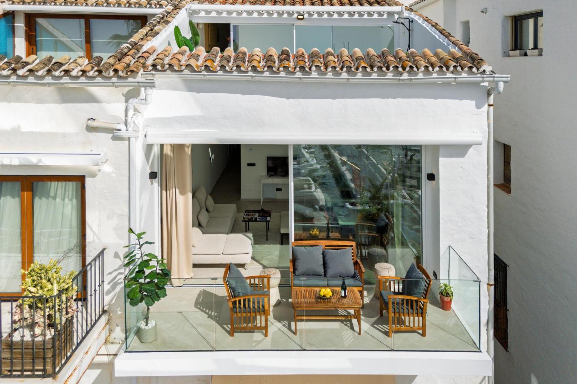 243-Fully Renovated-Puerto Banus Marbella Front Line Penthouseアパートメント エクステリア 写真