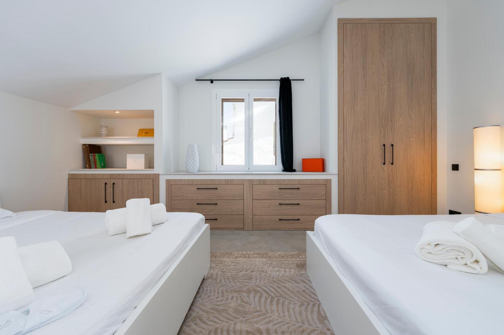243-Fully Renovated-Puerto Banus Marbella Front Line Penthouseアパートメント エクステリア 写真