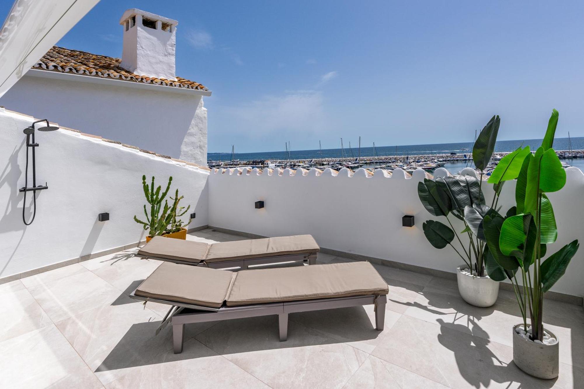 243-Fully Renovated-Puerto Banus Marbella Front Line Penthouseアパートメント エクステリア 写真