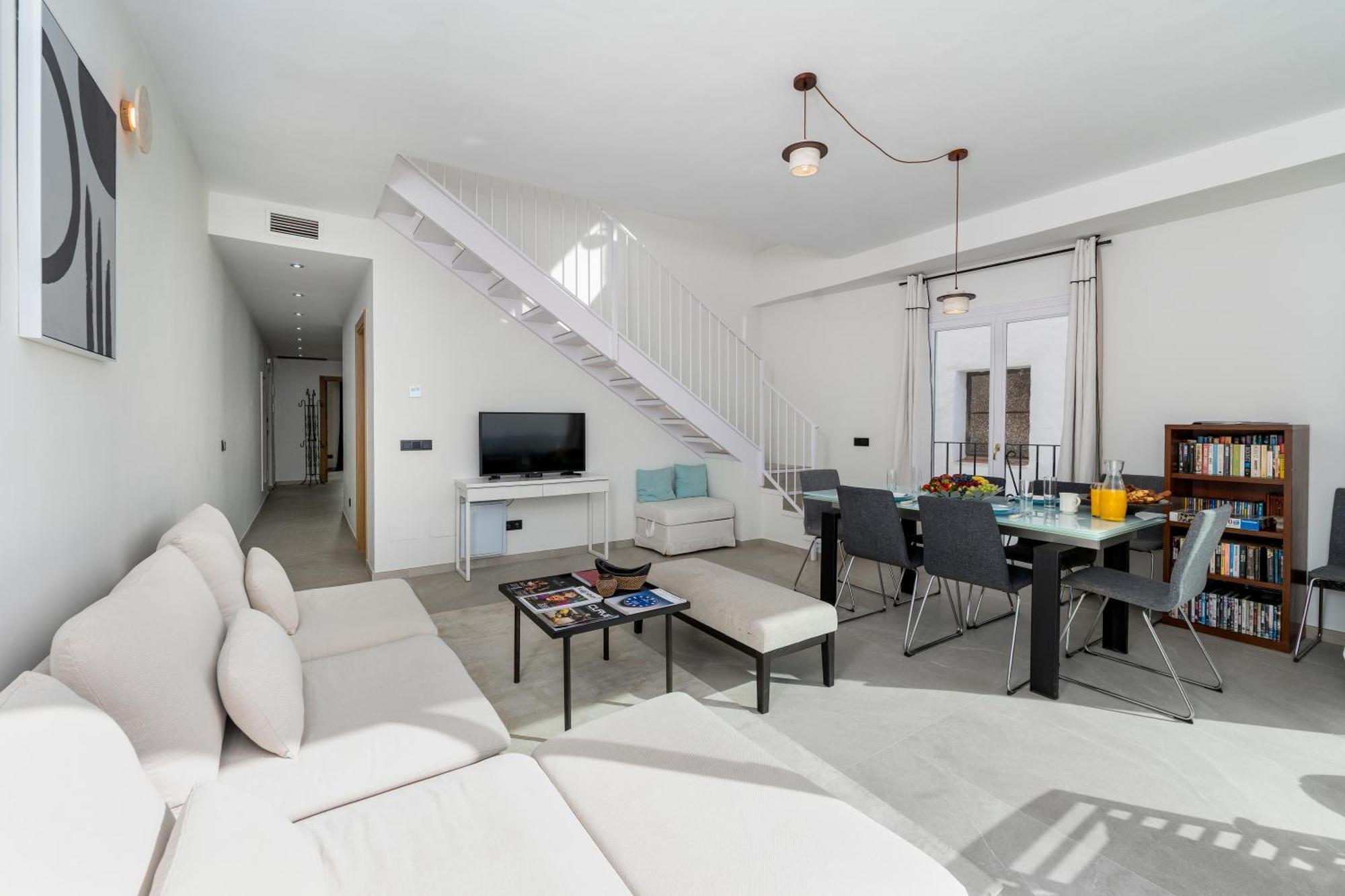 243-Fully Renovated-Puerto Banus Marbella Front Line Penthouseアパートメント エクステリア 写真