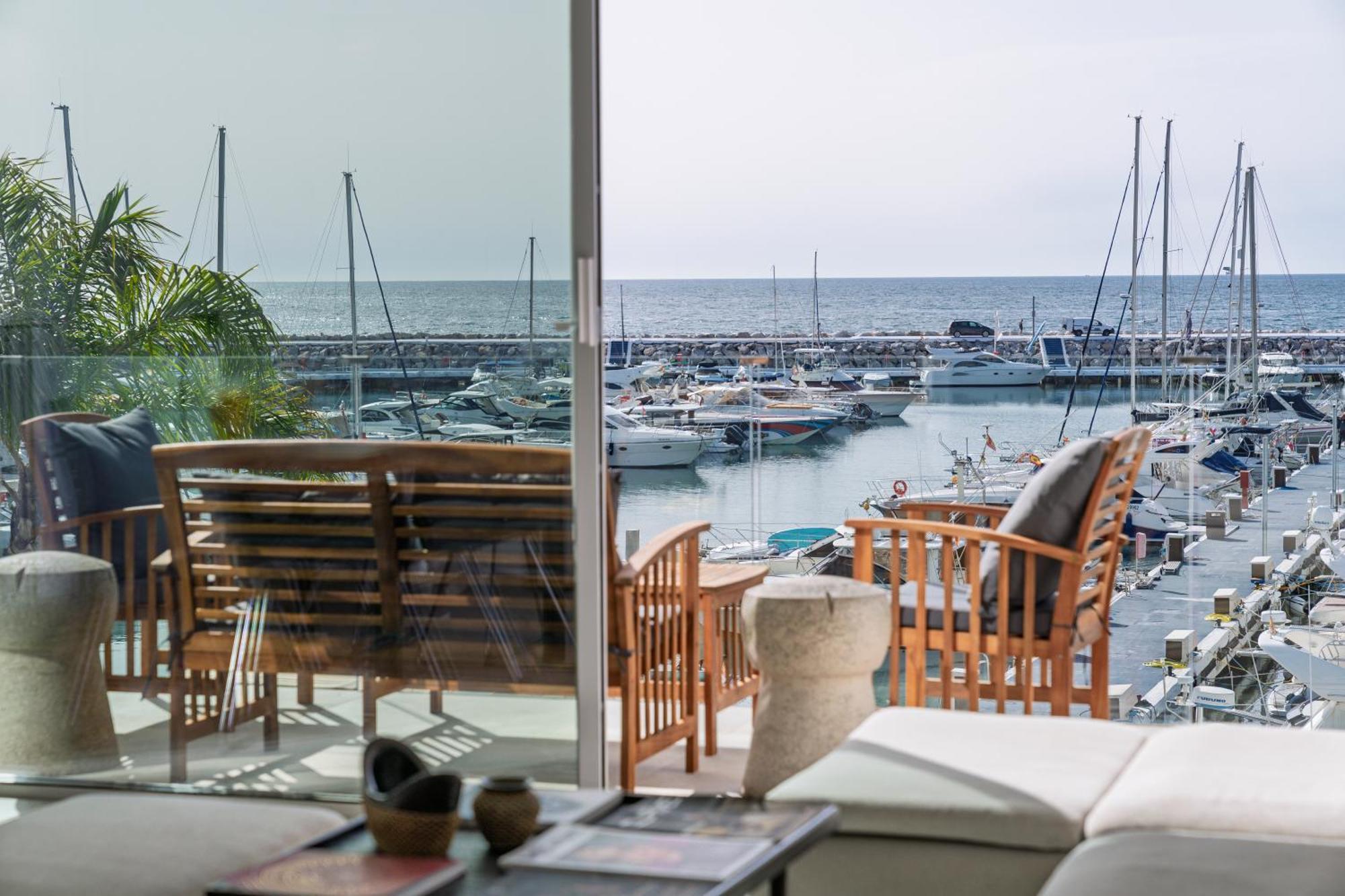 243-Fully Renovated-Puerto Banus Marbella Front Line Penthouseアパートメント エクステリア 写真