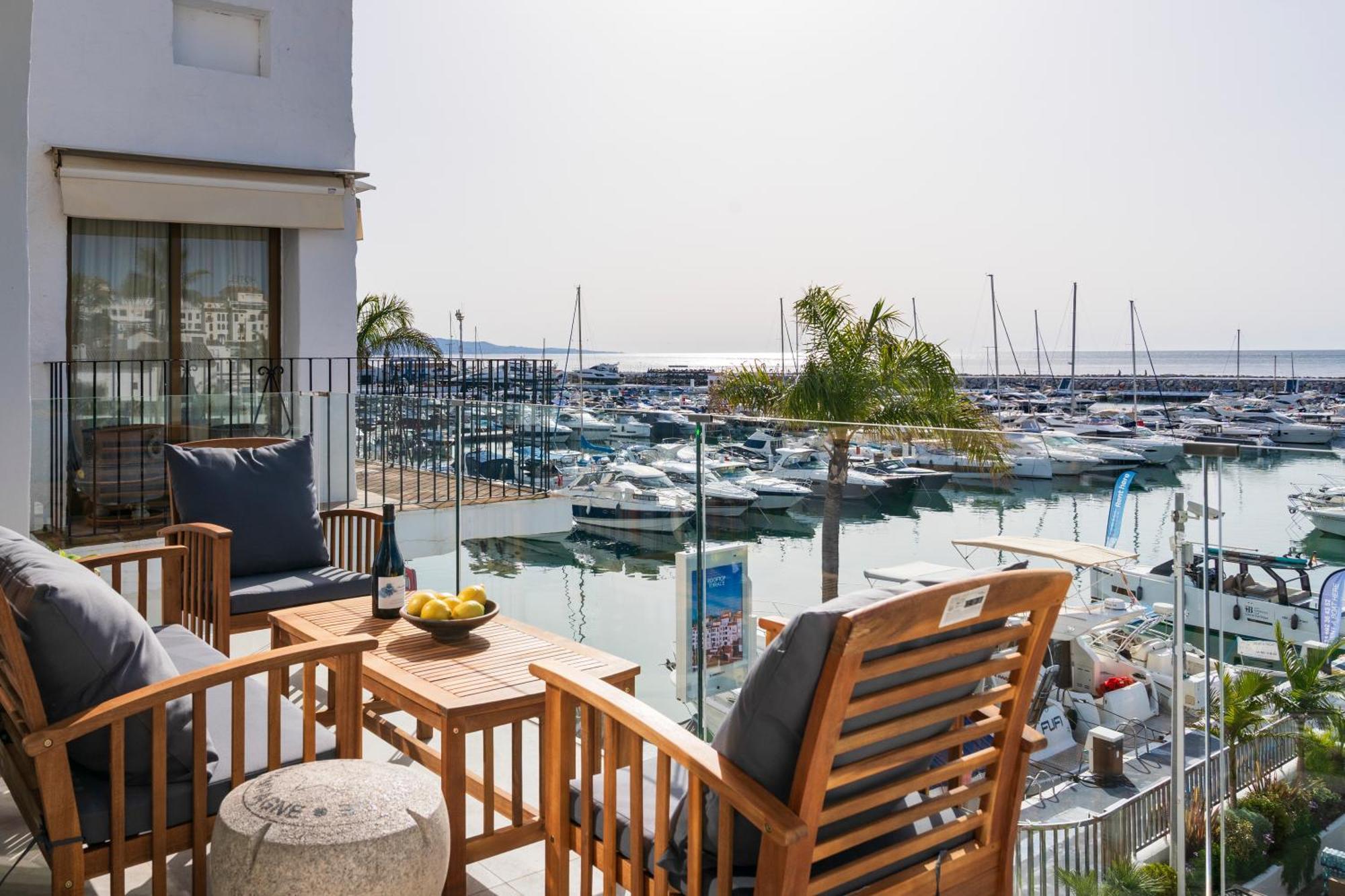 243-Fully Renovated-Puerto Banus Marbella Front Line Penthouseアパートメント エクステリア 写真